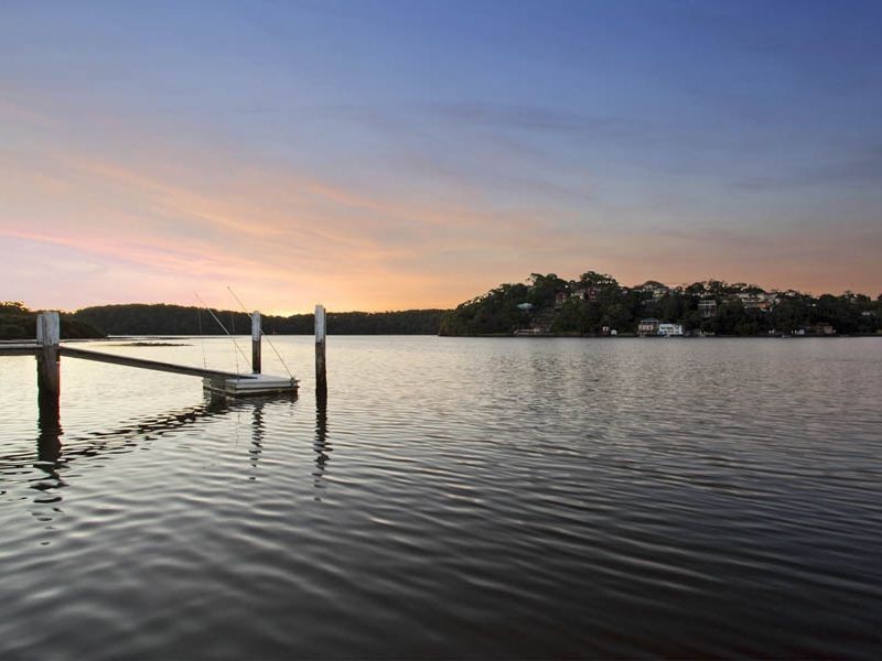 19-21 Bignell Street, Illawong NSW 2234