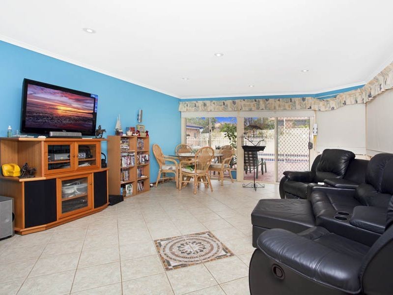 4 Miller Place, Menai NSW 2234