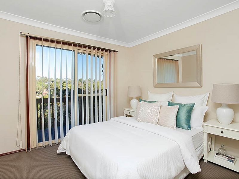 7 Stow Place, Illawong NSW 2234