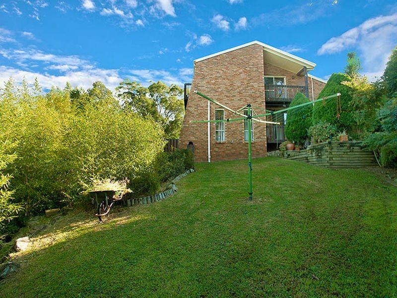7 Stow Place, Illawong NSW 2234