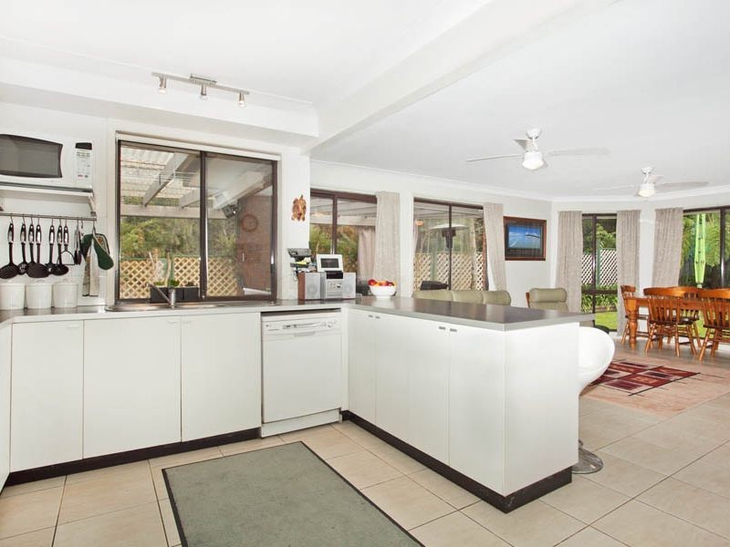 11 Silverleaf Row, Menai NSW 2234