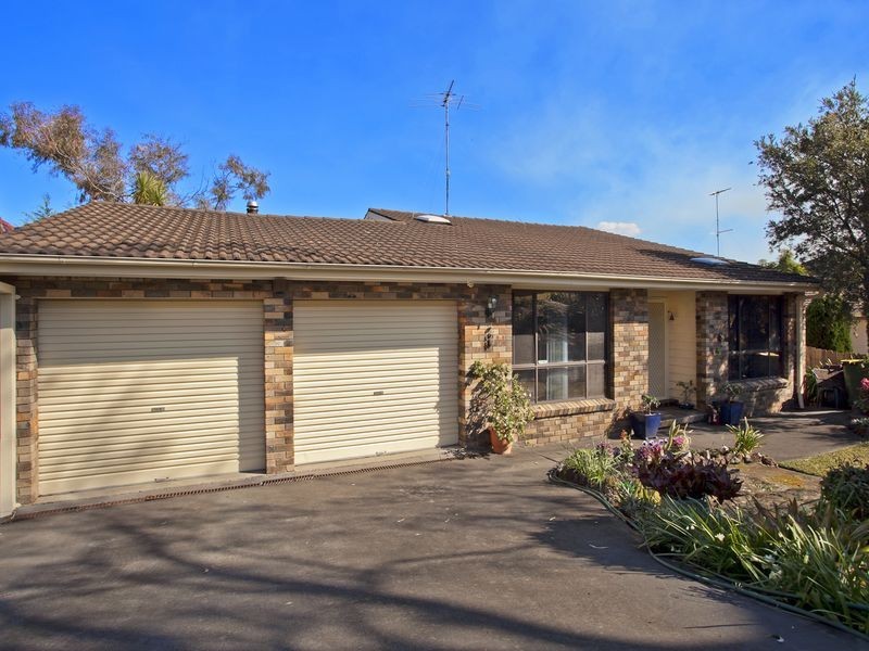 4 Bampton Avenue, Illawong NSW 2234