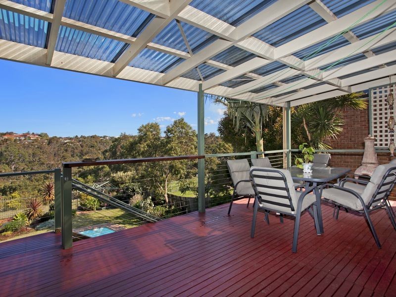 4 Bampton Avenue, Illawong NSW 2234