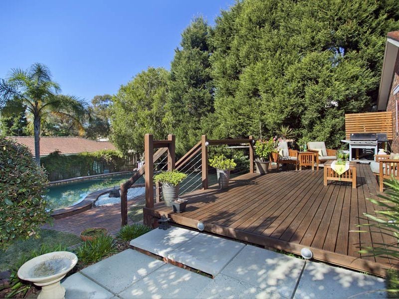 10 Austin Street, Illawong NSW 2234