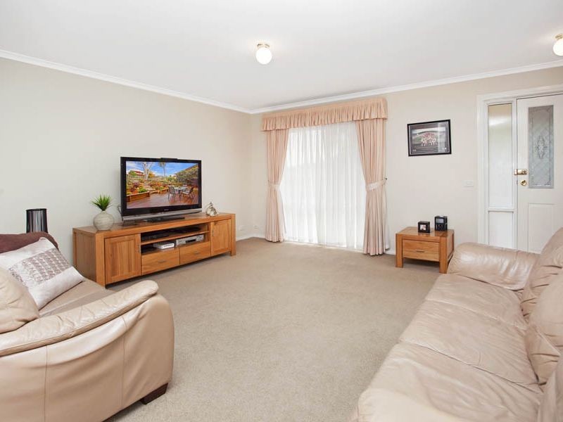 5 Abraham Close, Menai NSW 2234