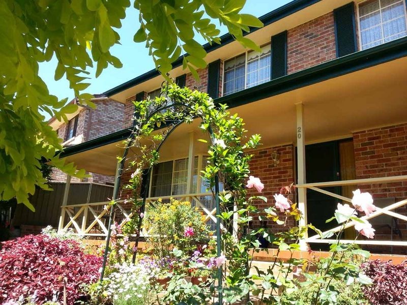 20 Goolagong Place, Menai NSW 2234