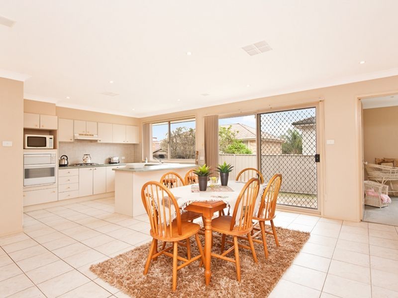 9 Arnold Place, Menai NSW 2234