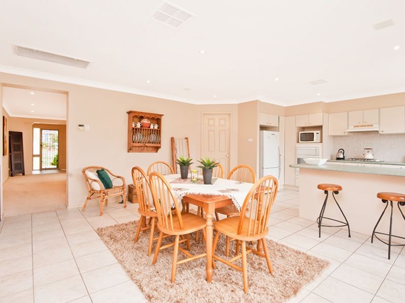 9 Arnold Place, Menai NSW 2234