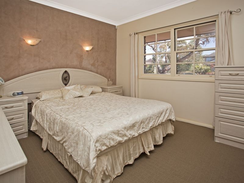 5 Wilbung Road, Illawong NSW 2234