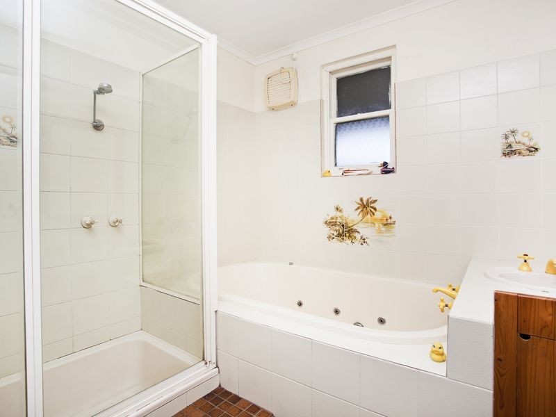 5 Wilbung Road, Illawong NSW 2234