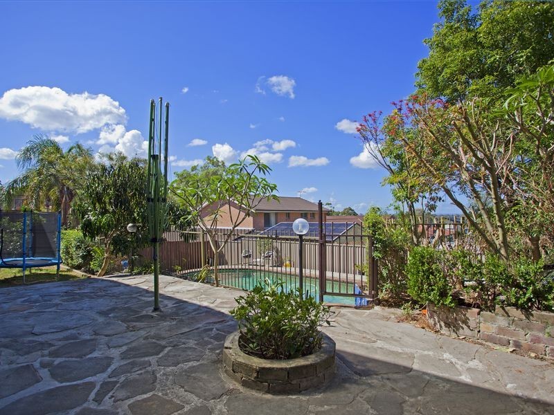 5 Wilbung Road, Illawong NSW 2234