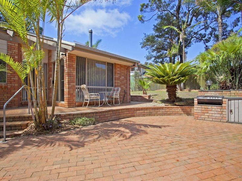 18 Allison Crescent, Menai NSW 2234