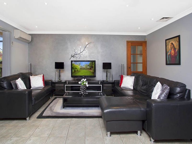 84 Carter Road, Menai NSW 2234