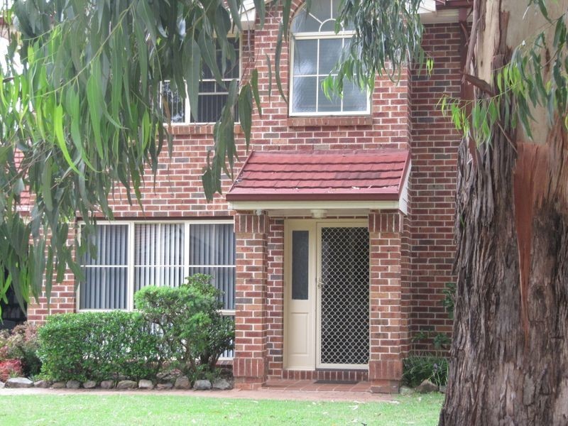 11 Hill Oak Way, Menai NSW 2234