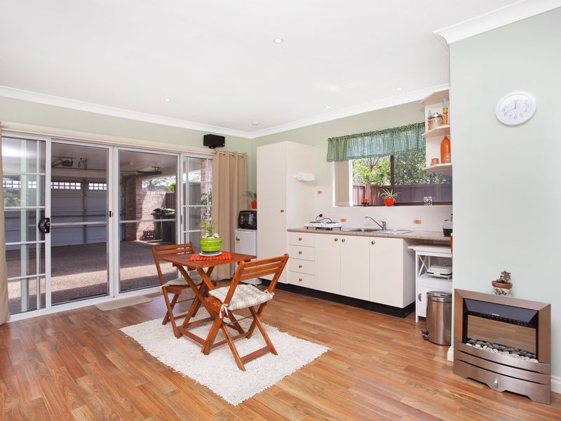 33 Casuarina Road, Alfords Point NSW 2234