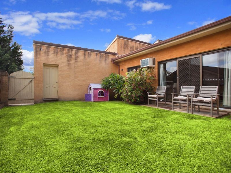 16 Goolagong Place, Menai NSW 2234