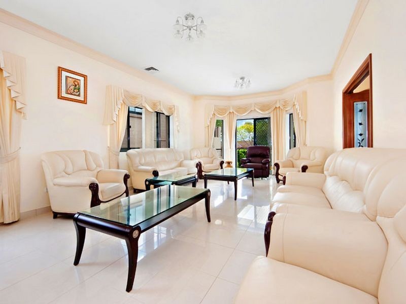 20 Wilbung Road, Illawong NSW 2234