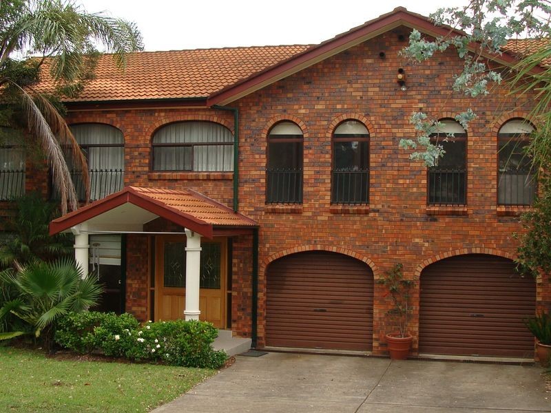 23 Hall Drive, Menai NSW 2234