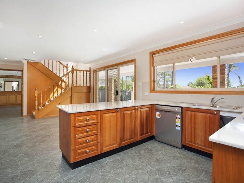 32 Elkhorn Place, Alfords Point NSW 2234