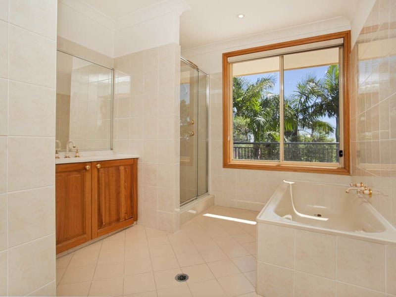 32 Elkhorn Place, Alfords Point NSW 2234