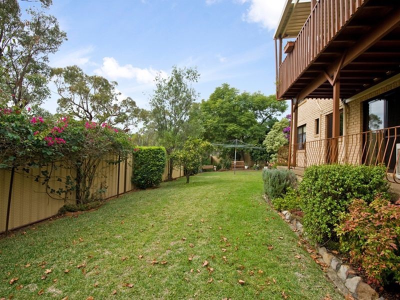 2 Meckiff Close, Menai NSW 2234