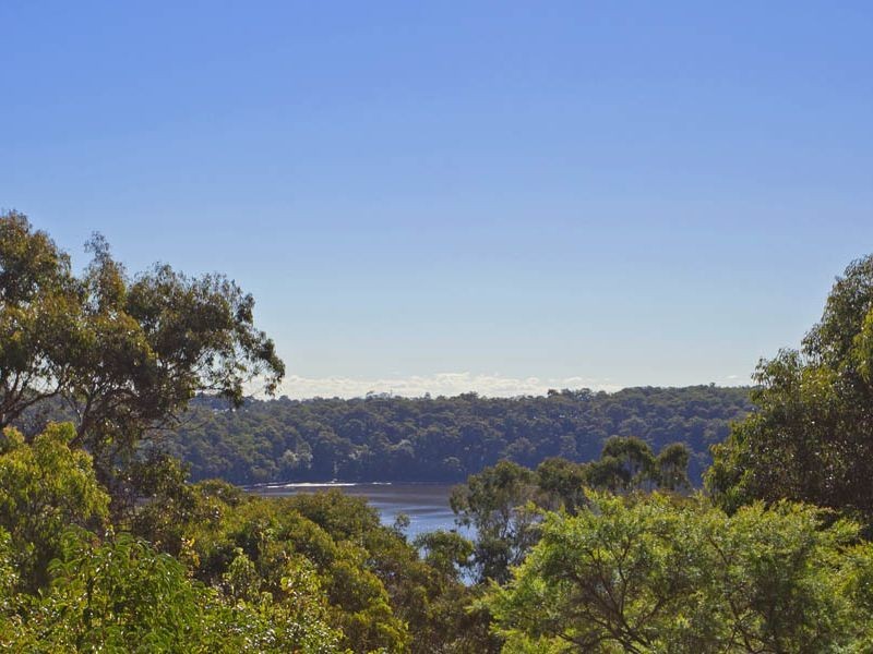 3 Stuart Close, Illawong NSW 2234