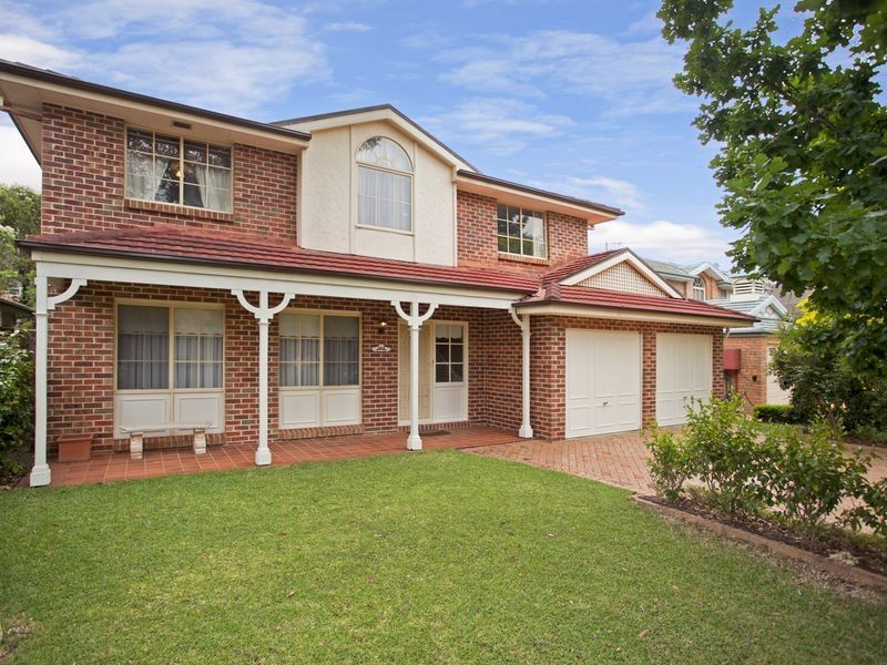 11 Appletree Place, Menai NSW 2234