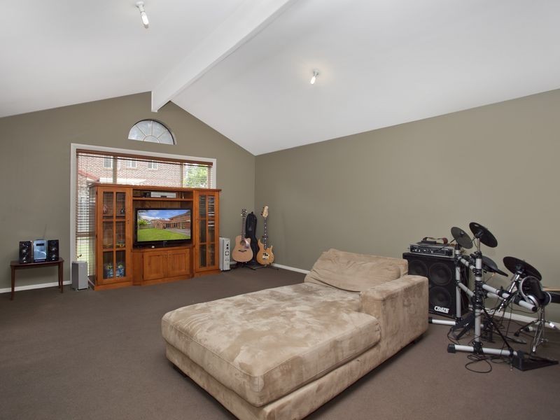 11 Appletree Place, Menai NSW 2234