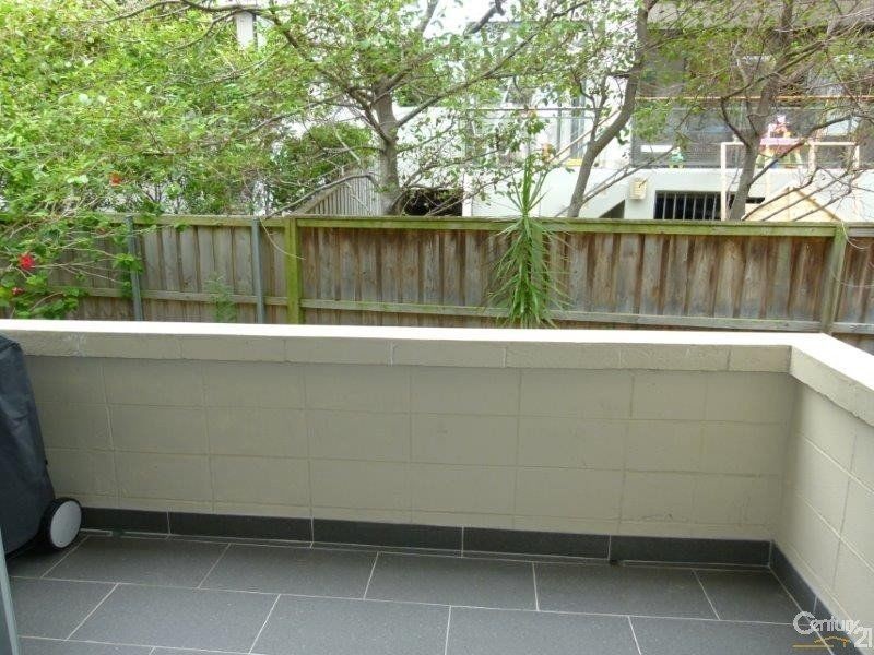 32/15 Wallis Parade, North Bondi NSW 2026