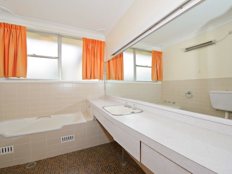 10 Molloy Ave, South Coogee NSW 2034