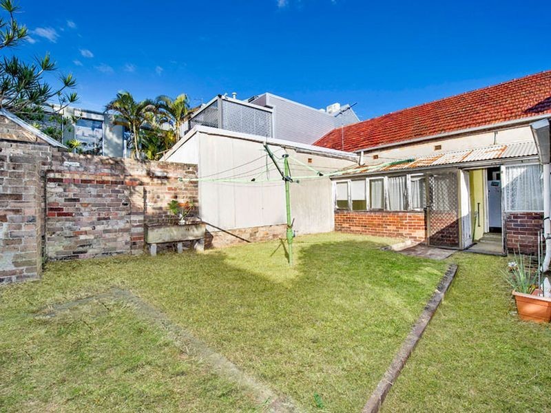 8 Victoria Street, Queens Park NSW 2022