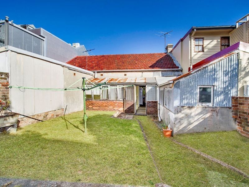 8 Victoria Street, Queens Park NSW 2022