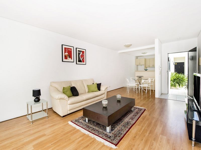 2/337 Old South Head Road, North Bondi NSW 2026