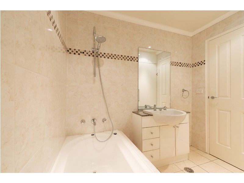 1/1 Waverley Crescent, Bondi Junction NSW 2022