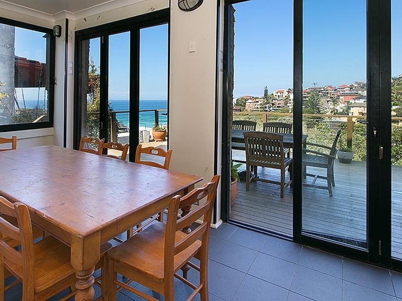 8 Wonderland Ave, Bronte NSW 2024