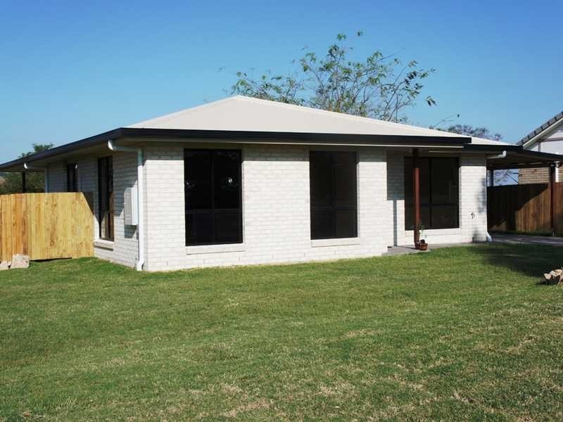 1 Banksia Court, Lowood QLD 4311