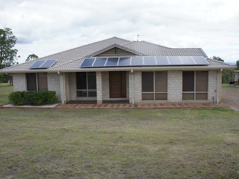 26 Pat Slattery Place, Lowood QLD 4311