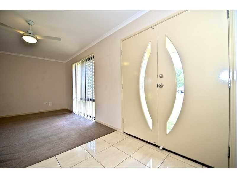 40 Honeywood Drive (Bolingbroke Street), Fernvale QLD 4306