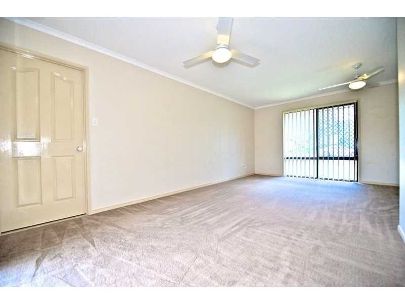 40 Honeywood Drive (Bolingbroke Street), Fernvale QLD 4306