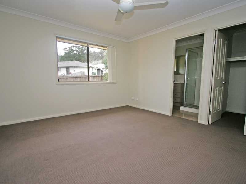 2 Overton Place, Fernvale QLD 4306