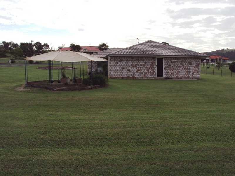 43 Rose Avenue, Minden QLD 4311