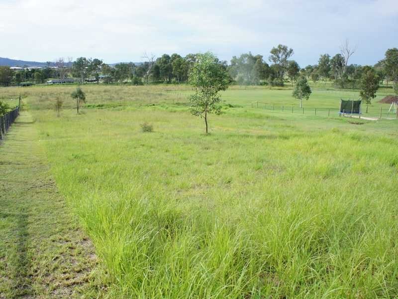 9 Baker-Finch Place, Kensington Grove QLD 4341