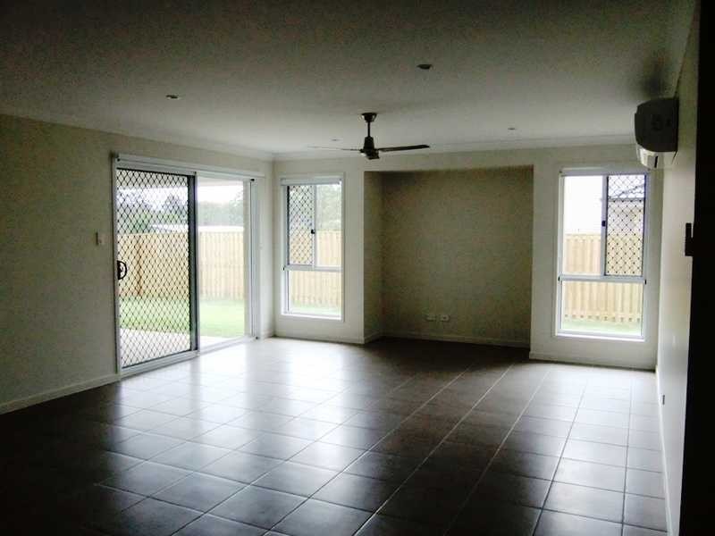 92 Honeywood Drive, Fernvale QLD 4306