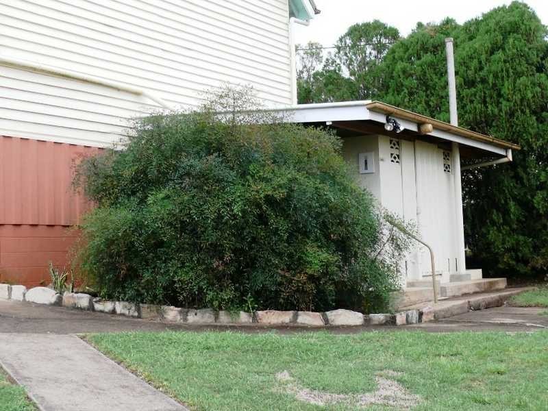 15 Church Street, Lowood QLD 4311
