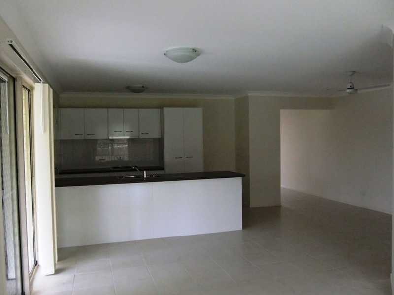 16 Goldenwood Crescent, Fernvale QLD 4306