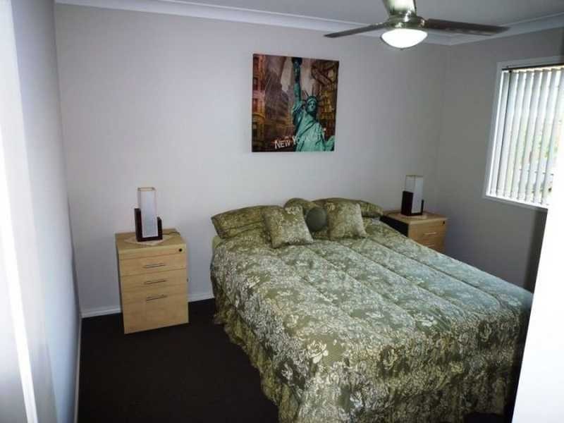 4 Truscott Court, Fernvale QLD 4306