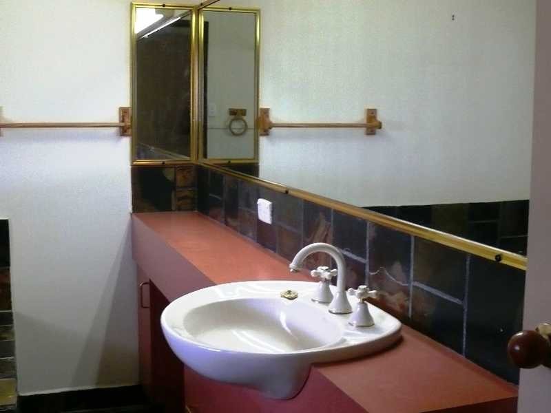 166 Beutels Road, Atkinsons Dam QLD 4311