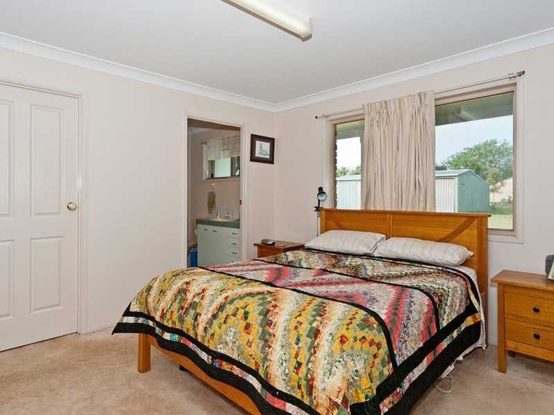 81 Linum Road, Wivenhoe Pocket QLD 4306