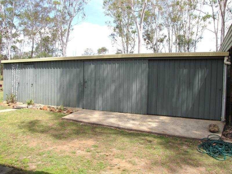 73 Elm Street, Esk QLD 4312