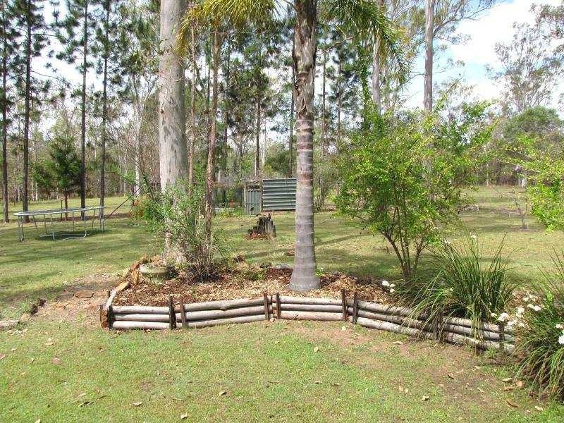 73 Elm Street, Esk QLD 4312